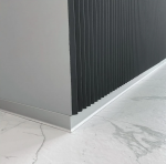 Плінтус алюмінієвий 80x12x2700 мм ALU-N8012R RAL