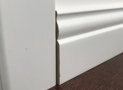 Плінтус мдф фарбований 120x16x2070 мм Класик білий (ціна за м/пог)