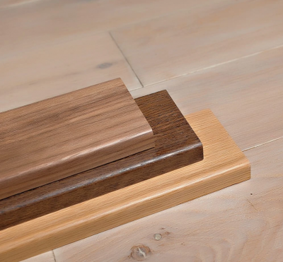 Плинтус деревянный Kluchuck Дуб натуральный (шпон) KLR80-01 (80x18x2400 мм)